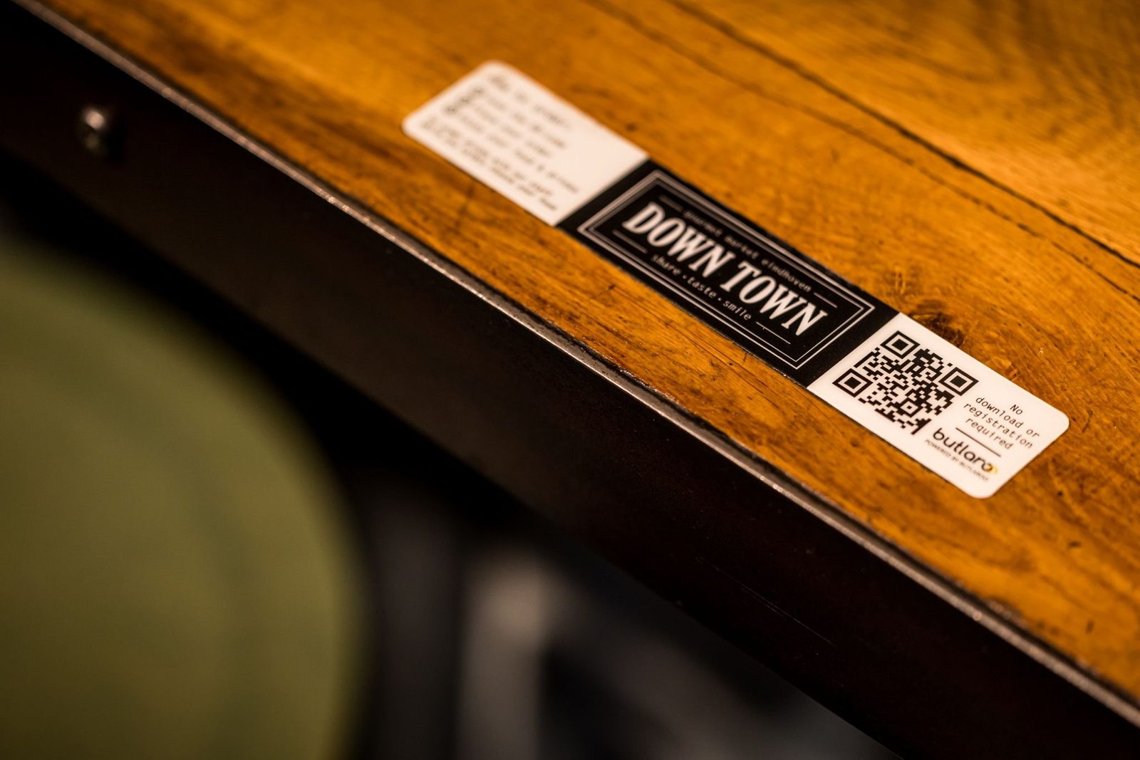 QR-bestellen via Butlaroo — scannen, kiezen en betalen zonder app of registratie.